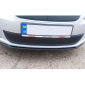 Зимняя накладка на решетку Skoda Fabia 2010-2014 (низ)