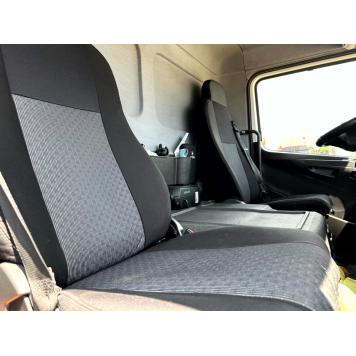 Чохли модельні Mitsubishi Fuso Canter з 2010 року-5