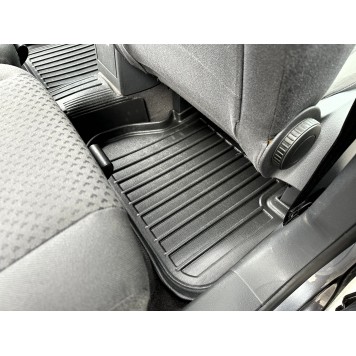 Коврики в салон VOLKSWAGEN Caddy III (2K) 2003-2020 (LIFE) 3D Line-1