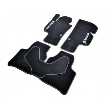 Текстильні килимки в салон для Skoda Super B (2008-2015)