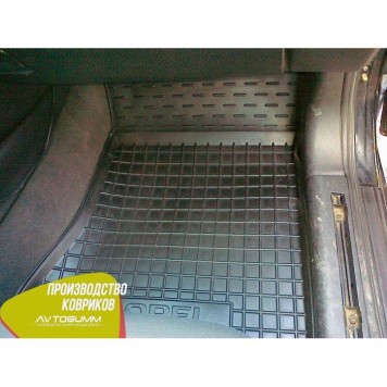 Автомобільні килимки в салон для Opel Omega B-2