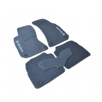 Текстильні килимки в салон для Skoda Super B (2001-2008)