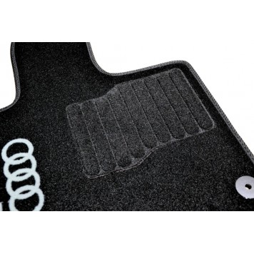 Текстильні килимки в салон для Audi Q7 (2006-2015)-7