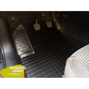 Автомобільні килимки в салон для Chery M 11-1