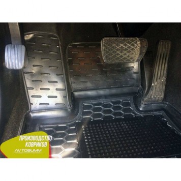 Автомобільні килимки в салон для Mercedes W 212-1