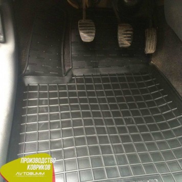 Автомобільні килимки в салон для Renault Clio II седан / Simbol-1