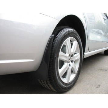 Бризковики для Volkswagen Polo V SD з 2014 (задній к-т 2 шт)-1