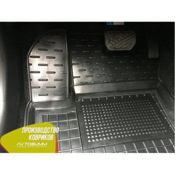 Автомобільні килимки в салон для Suzuki SX-4 (2014>)-1