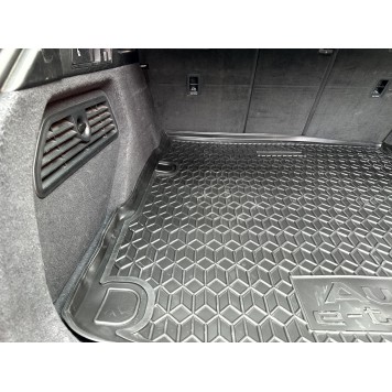 Автомобільний килимок в багажник Audi E-Tron 2020--2