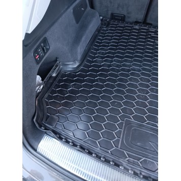 Автомобільний килимок в багажник Audi Q7 2016--2