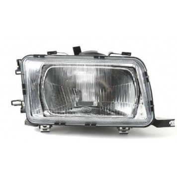 Правая передняя фара Audi 80 91-94