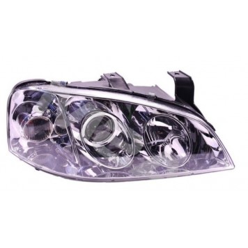 Права передня фара Chery Amulet 2003-2011