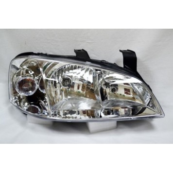 Права передня фара Chery Amulet 2003-2011
