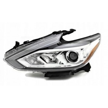 Левая передняя фара Nissan Altima 2016-2019