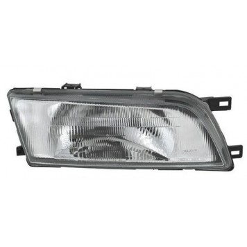 Права передня фара Nissan Maxima A32 1995-2000