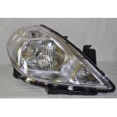 Права передня фара Nissan Tiida 2005-2013