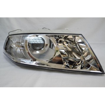 Правая передняя фара Skoda Octavia A5 2005-2009