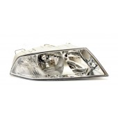 Правая передняя фара Skoda Octavia A5 2005-2009