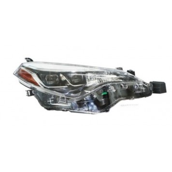 Права передня фара Toyota Corolla E17 2016-2019 USA