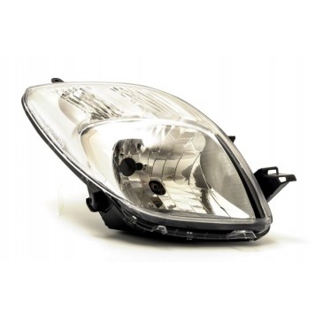 Правая передняя фара Toyota Yaris 2006-2009