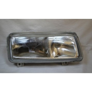 Правая передняя фара Volkswagen Passat B4 1993-1996