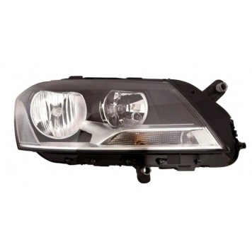 Правая передняя фара Volkswagen Passat B7 2011-2016