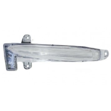 Правая противотуманная фара Toyota Corolla E21 2019- SDN USA