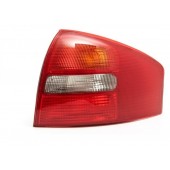 Правый задний фонарь Audi A6 C5 1997-2000 Sedan