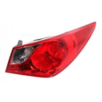 Правий задній ліхтар Hyundai Sonata 2011-