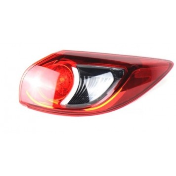 Правий задній ліхтар Mazda CX-5 2012-