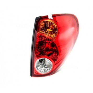 Правый задний фонарь Mitsubishi L200 2005-2015