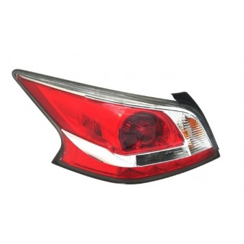 Левый задний фонарь Nissan Altima 2012-2016
