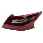 Правий задній ліхтар Nissan Altima 2016-2019