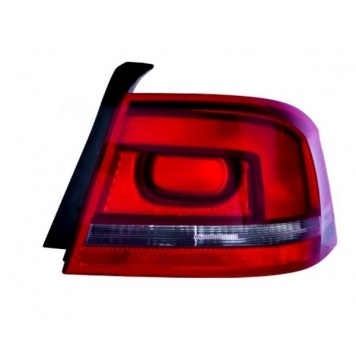 Правый задний фонарь Volkswagen Passat B7 2011-2016 (Sedan)