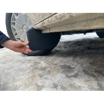 Передні Бризговики для Ford Custom 2013 року-1