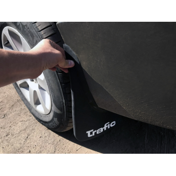 Бризговики для Renault Trafic 2001-2015 року-1