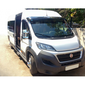 Козирок лобового скла на кронштейнах Peugeot Boxer з 2006 року-3