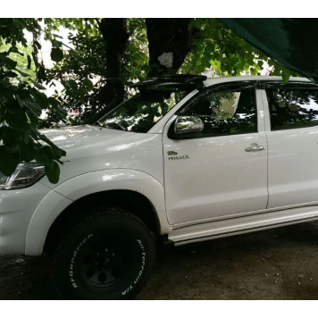 Козирок лобового скла Toyota Hilux 2006-2015-3