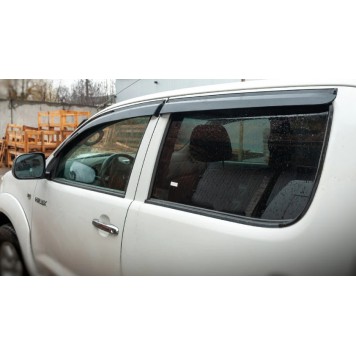 Вітровики для Toyota Hilux 2006-2015 року-2