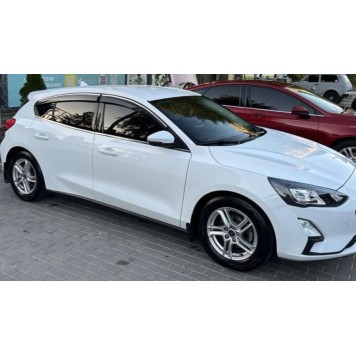 Вітровики для Ford Focus 2018 року-2