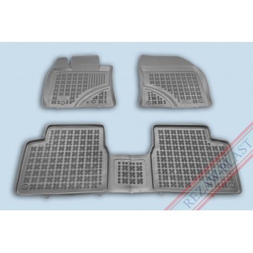 Коврики в салон для Toyota Avensis 2009-1