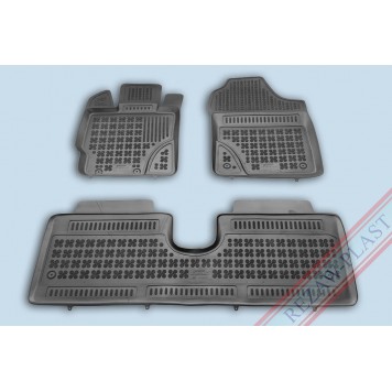 Коврики в салон для Toyota Yaris III 5-door 2011-1