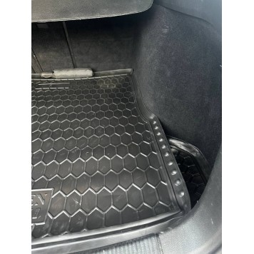 Автомобільний килимок в багажник Volkswagen Golf 5 03-/6 09- Universal-3