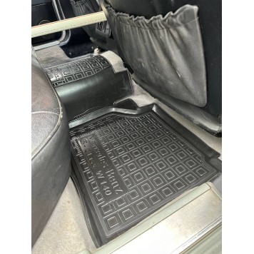 Автомобільні килимки в салон для Mercedes W 140 (коротка база)-4