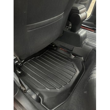 Коврики в салон SKODA Octavia I (1996-2004) VOLKSWAGEN Golf IV (1997-2003) Bora (1998-2005) SEAT Toledo II (1M) (1999-2004) 3D Line-3