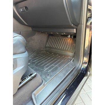 Коврики в салон VOLKSWAGEN Touareg II (7P) (2010-2018) 3D Line-2