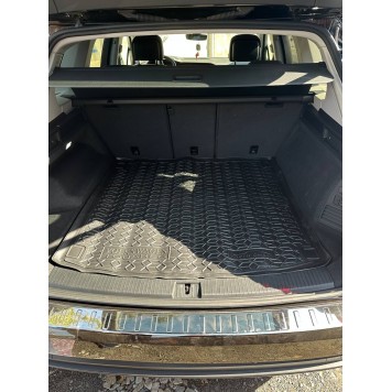 Автомобільний килимок в багажник Volkswagen Touareg 2018--2