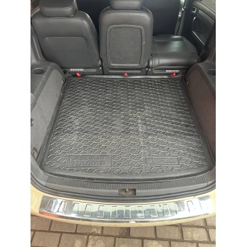 Автомобільний килимок в багажник Volkswagen Touran 2003-2016-1