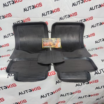 Автомобільні килимки в салон для Нива 2121-2