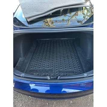 Автомобільний килимок в багажник Tesla Model 3 2017--2